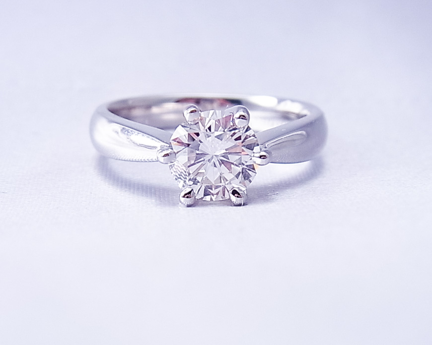 ダイヤモンドのリング | オリジナル商品 | 文京区 湯島の宝飾品なら十字屋商店へ