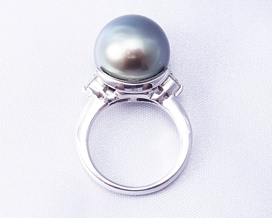 黒い真珠とダイヤモンドの指輪（大）